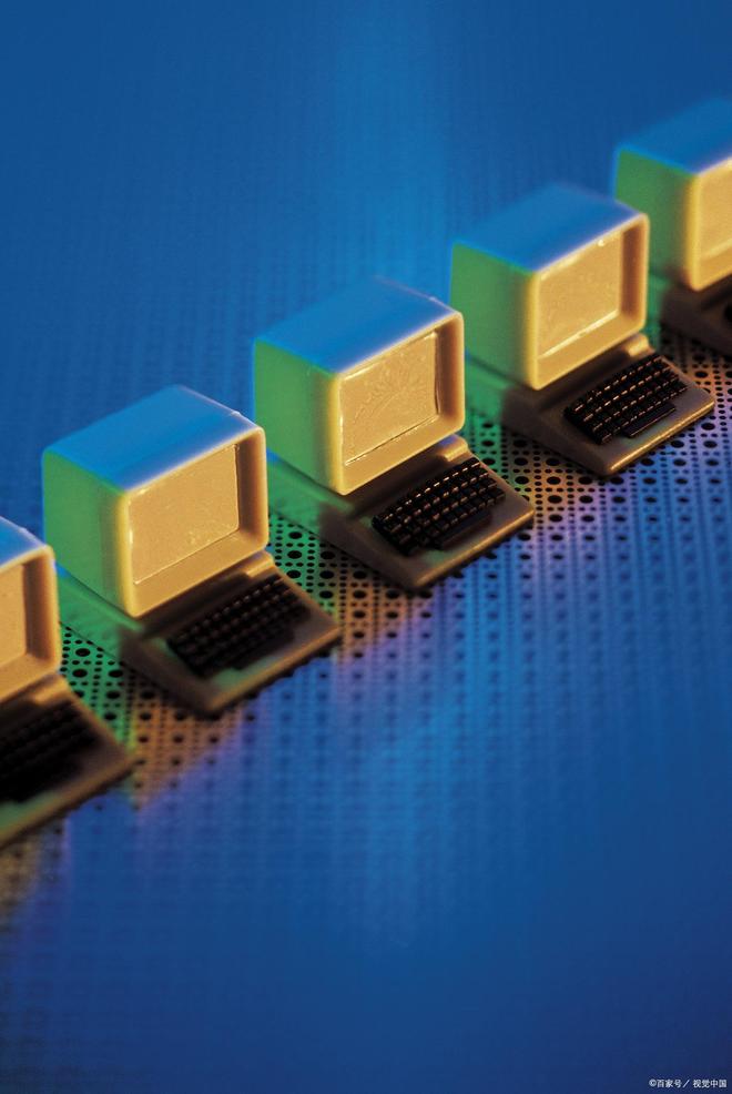 CPO光電共封裝助力AI發展，光電器件企業業績有望增幅300%