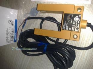 歐姆龍OMRON E3S-GS3E4凹槽型光電開關(guān) 工業(yè)自動(dòng)化的可靠感知之選